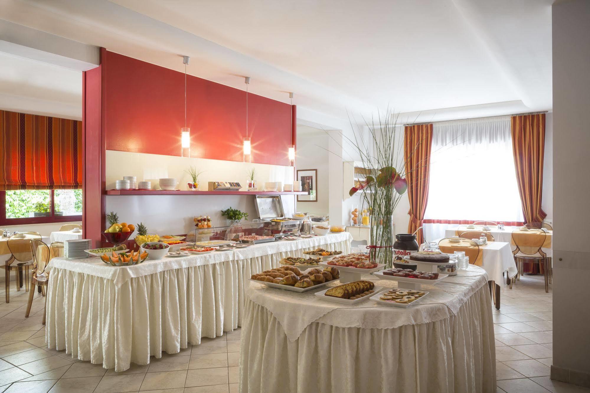 Hotel Imperia Lido di Jesolo Luaran gambar