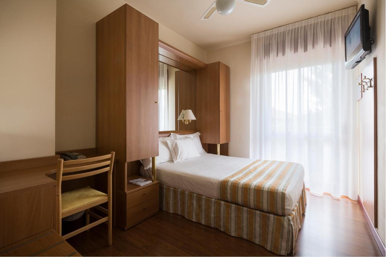 Hotel Imperia Lido di Jesolo Luaran gambar